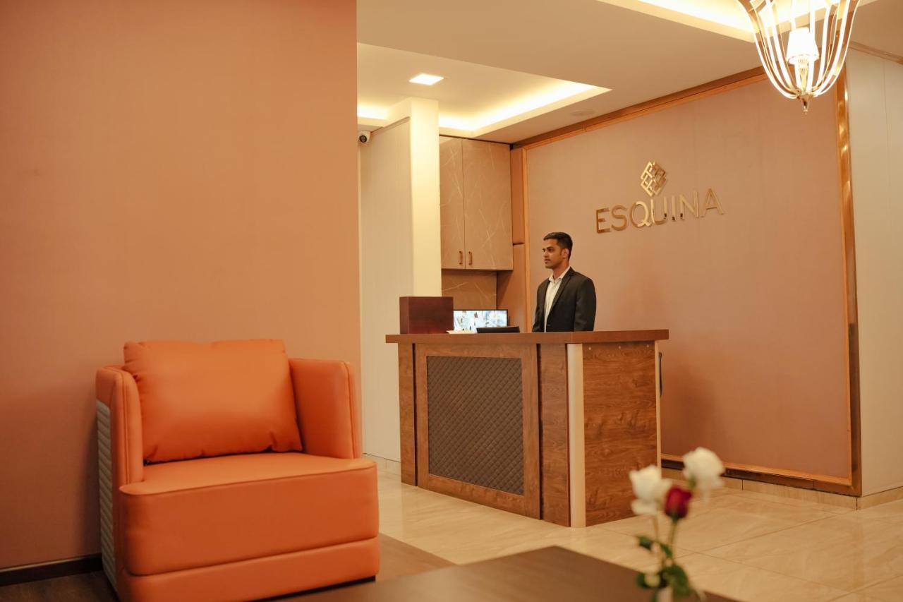 Esquina Residency Hotel Kochi Ngoại thất bức ảnh