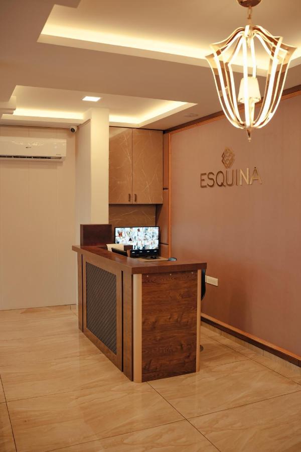 Esquina Residency Hotel Kochi Ngoại thất bức ảnh