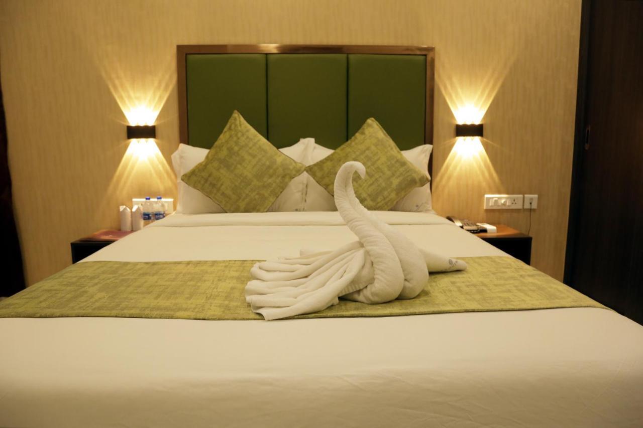 Esquina Residency Hotel Kochi Ngoại thất bức ảnh