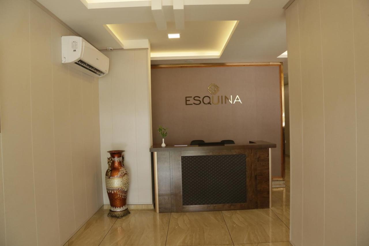 Esquina Residency Hotel Kochi Ngoại thất bức ảnh
