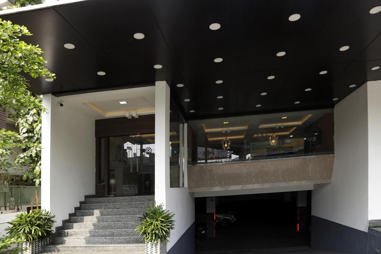 Esquina Residency Hotel Kochi Ngoại thất bức ảnh